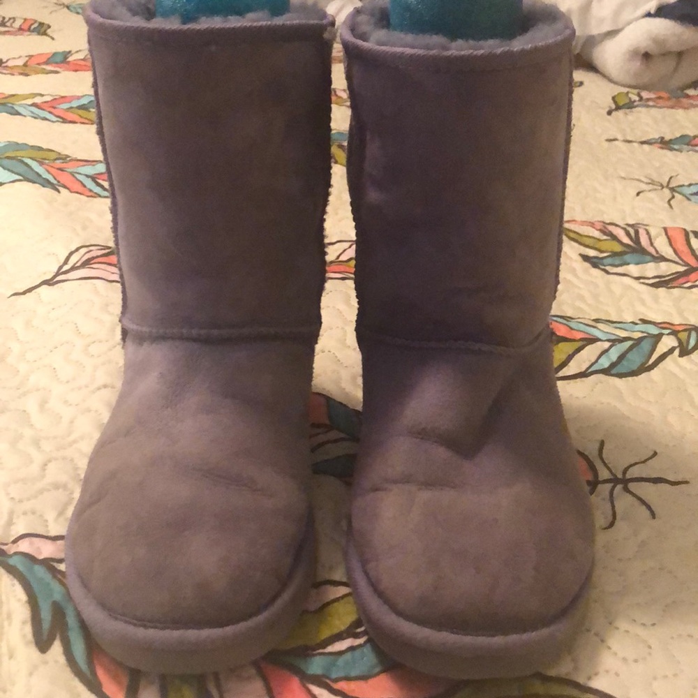Purple ugg boots